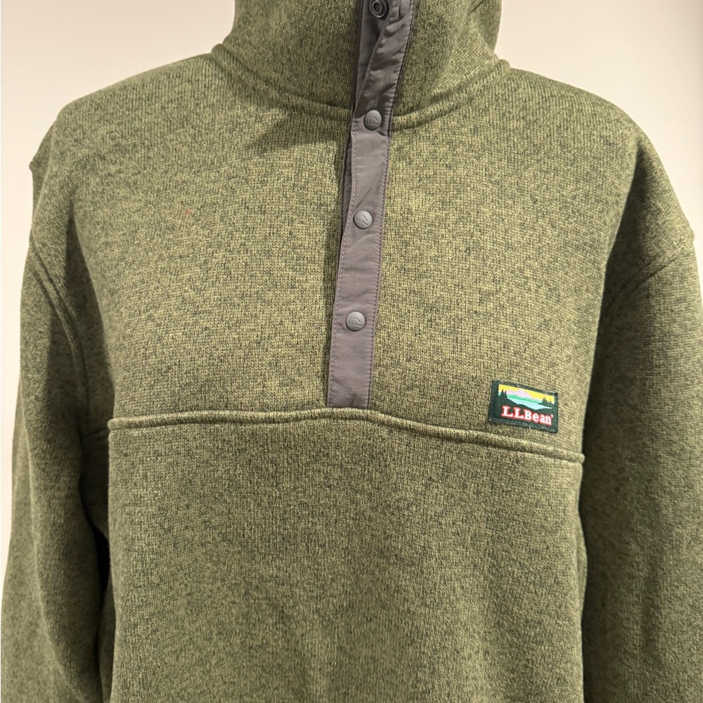 Men’s L.L. Bean Green Sweater fleece